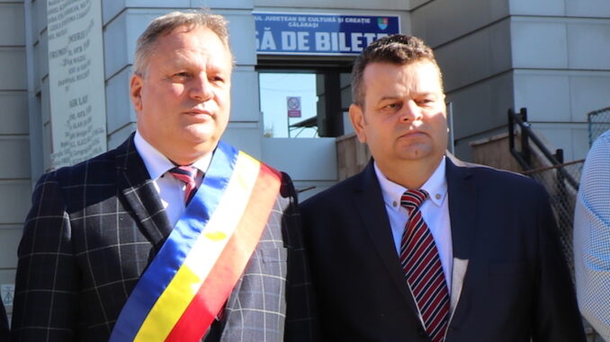 Vasile Iliuță, președintele Consiliului Județean Călărași și Nicușor Cionoiu, senator PSD de Călărași. FOTO Adrian Boioglu