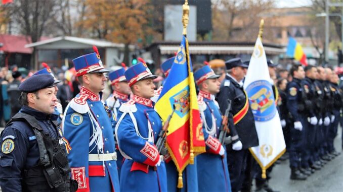 Ceremonie militară dedicată Zilei Naționale a României