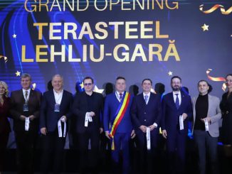 Liderii PSD Călărași, prezenți la inaugurarea noii fabricii de la Lehliu, arată că susțin investițiile pentru județul Călărași. FOTO Facebook/Vasile Iliuță